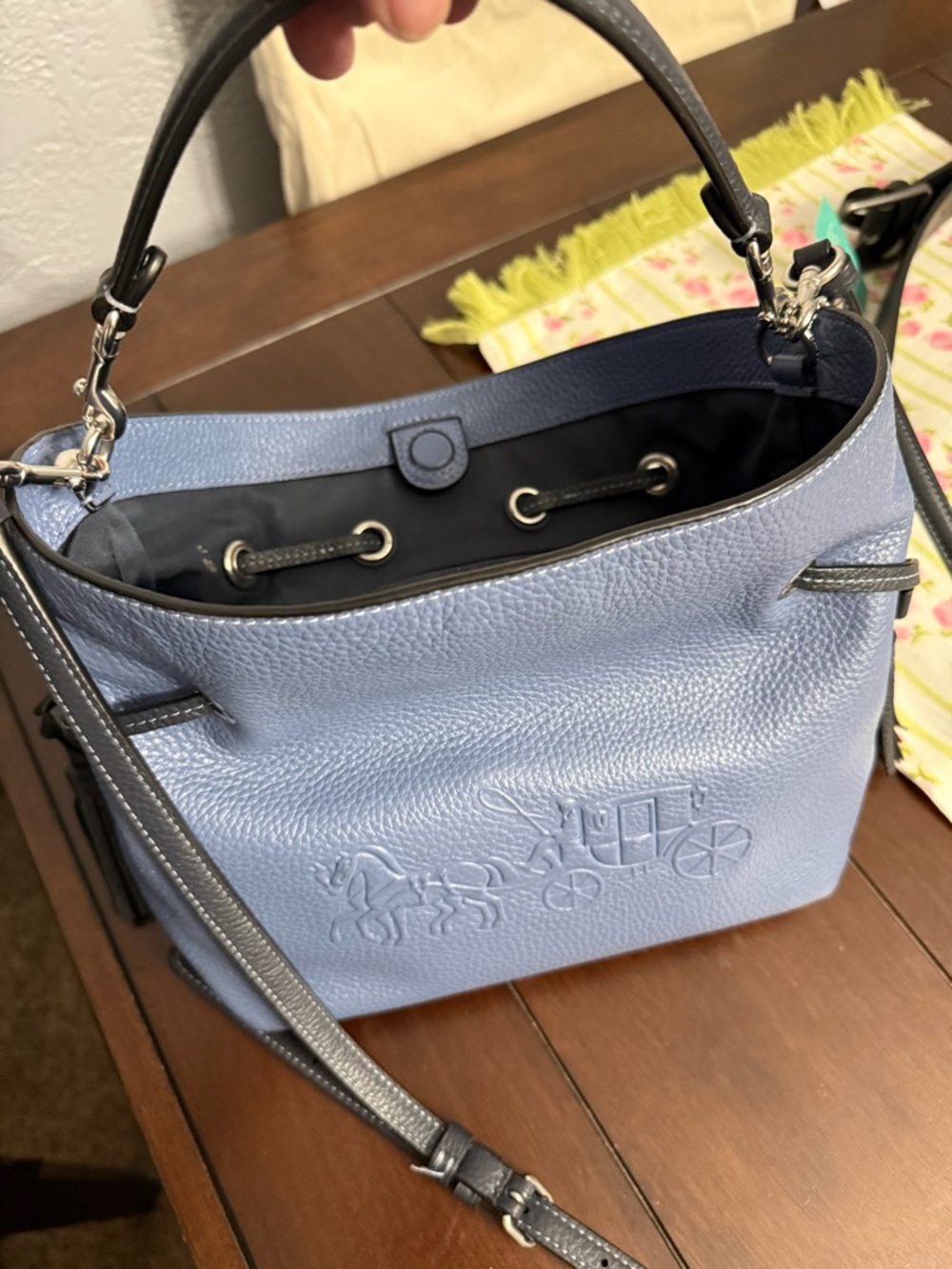 Coach leather carriage Embossed Drawstring Tote - Blue